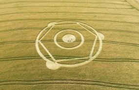 Ufólogo vê evidências de ação humana no agroglifo de Ipuaçu