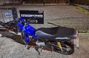 PM prende jovem e recupera moto antes de dono perceber o furto