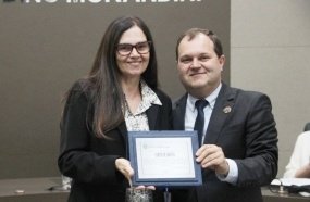 Câmara homenageia curso de Direito pela conquista do Selo de Qualidade OAB Recomenda