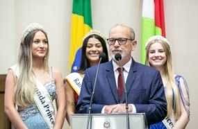 Carnaval de Joaçaba é lançado na Assembleia Legislativa de Santa Catarina