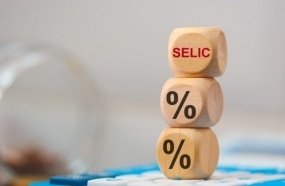 Banco Central aumenta a taxa de juros para 12,25% ao ano
