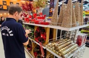 Operação fiscaliza produtos natalinos em Santa Catarina