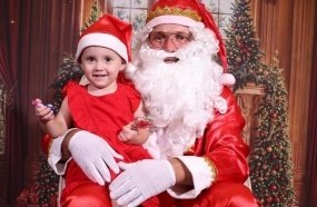 Papai Noel já está em Joaçaba e recebe o público em sua residência oficial