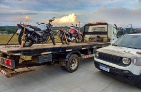 Polícia Militar apreende motocicletas após exibição de manobras perigosas