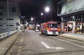 Homem é resgatado por bombeiros após cair em rio no centro de Capinzal