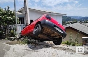 Motorista é preso após causar novo acidente no mesmo local em Herval d’Oeste