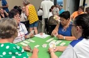 Jogos da Terceira Idade começam em Joaçaba com disputa de cartas e bocha
