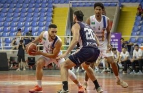 Basket Joaçaba estreia sem vitórias no Brasileiro 2025
