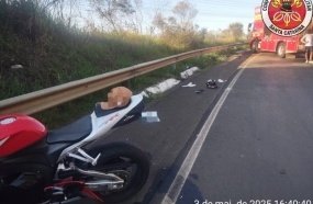 Motociclista de 27 anos morre após acidente na SC-135