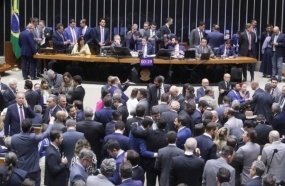 Câmara aprova projeto que amplia número de deputados federais