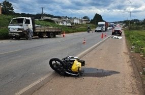 Motociclista morre após colisão com caminhão na BR-470 