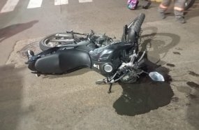 Motociclista fica ferido em colisão no centro de Piratuba