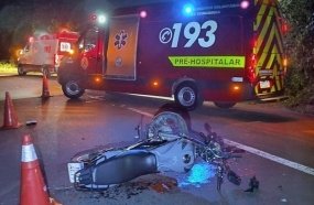 Motociclista fica gravemente ferido após colisão na SC-355