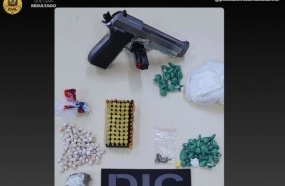 Polícia Civil apreende drogas, arma e veículos em operação contra facção