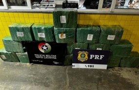 Jovem é preso com 330 kg de maconha em veículo roubado na BR-153