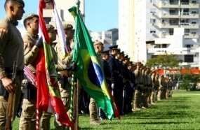 Projeto que muda carreira e permite militares temporários é aprovado em SC