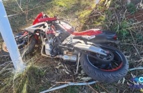 Motociclista é socorrido em estado grave após colisão contra árvore na SC-467 