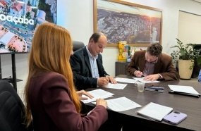 Prefeito assina ordens de serviço para pavimentação de nove ruas em Joaçaba