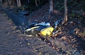 Motociclista morre após colisão contra caminhão em Ibicaré