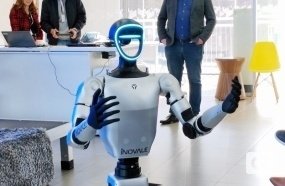 Centro de Inovação Inovale apresenta o primeiro robô humanoide da região 