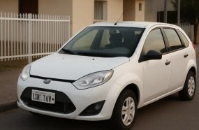 Moradora tem carro furtado por homem que pediu ajuda em sua casa