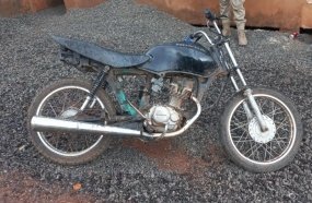 PM recupera moto furtada após denúncia de manobras perigosas