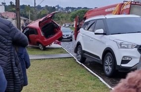 Menina de 8 anos morre após ser atropelada e arrastada por carro