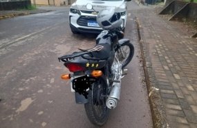 Polícia Militar apreende motocicleta com R$ 24 mil em débitos