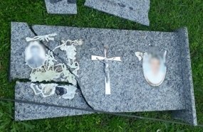 Jazigos são danificados em ação de vandalismo no Cemitério de Erval Velho