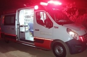 Jovem é socorrido em estado grave após ser atacado com barra de ferro