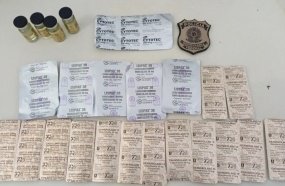 Passageiro é preso com medicamentos ilegais durante abordagem da PRF