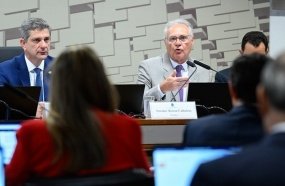 Comissão do Senado aprova isenção do IR para quem ganha até R$ 5 mil 