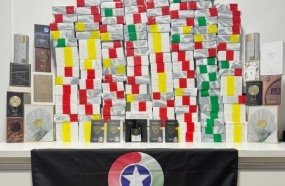 PM Rodoviária apreende eletrônicos e perfumes em carro levado por guincho