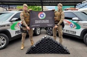 Argentino é preso transportando quase 90 kg de maconha na região