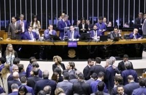 Câmara aprova isenção do IR para quem ganha até R$ 5 mil 
