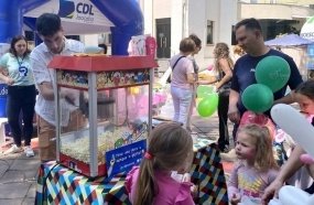 Dia D das Crianças transforma praça em parque de diversão em Joaçaba