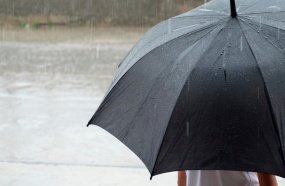 Avanço de frente fria traz risco de temporais e chuva intensa em SC