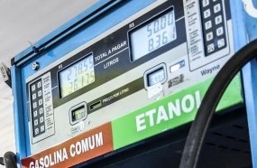 Petrobras corta preço da gasolina pela segunda vez no ano 