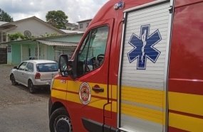 Adolescente é atropelado por carro enquanto andava de bicicleta