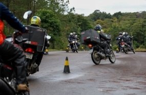 Governo de SC oferece vagas para primeira habilitação e qualificação no setor de transporte