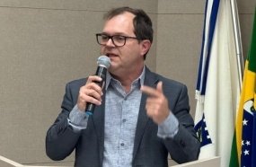 Vereador critica atraso na licitação da coleta de lixo em Joaçaba