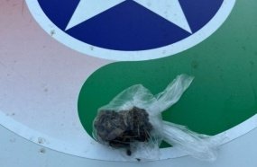 Jovem é multado pela Polícia Militar após ser flagrado com maconha