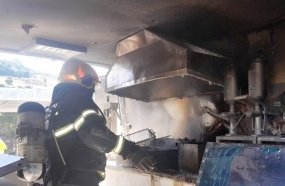 Incêndio em trailer de churros mobiliza Bombeiros em Salto Veloso