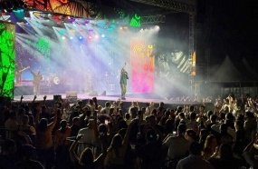 FECACI 2025 começa com shows e forte presença do público