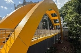 Prefeitura entrega à população nova passarela da Ilha em Joaçaba
