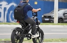 Nova regra exigirá CNH, placa e capacete para todos os ciclomotores