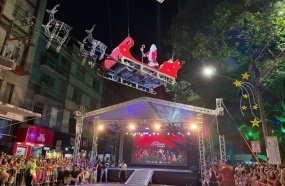Natal Encantado 2025 começa com espetáculo e grande público