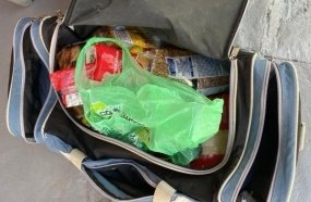 Ladrão é detido correndo com mochila após arrombar residência