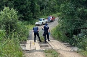 Homem de 64 anos é encontrado morto com tiro na cabeça