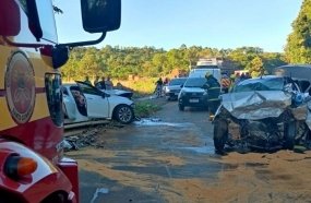 Colisão entre veículos mata motorista e deixa dois feridos na SC-135
